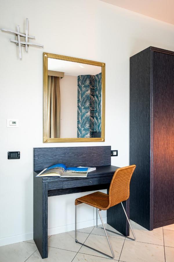 Hotel Parisi Nichelino Dış mekan fotoğraf