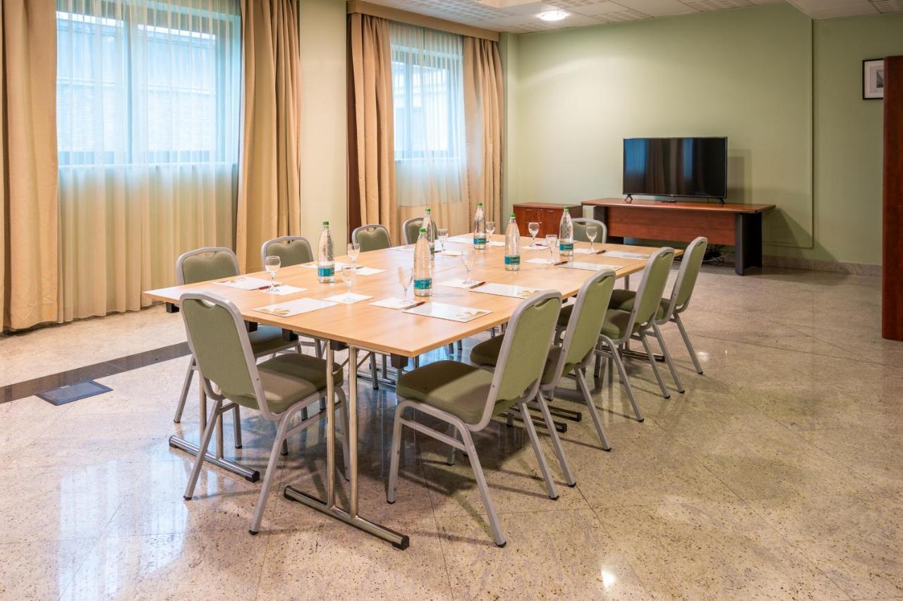 Hotel Parisi Nichelino Dış mekan fotoğraf