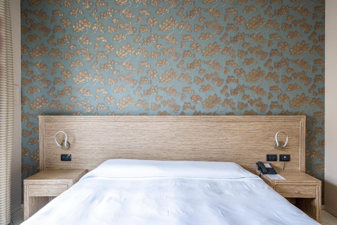 Hotel Parisi Nichelino Dış mekan fotoğraf
